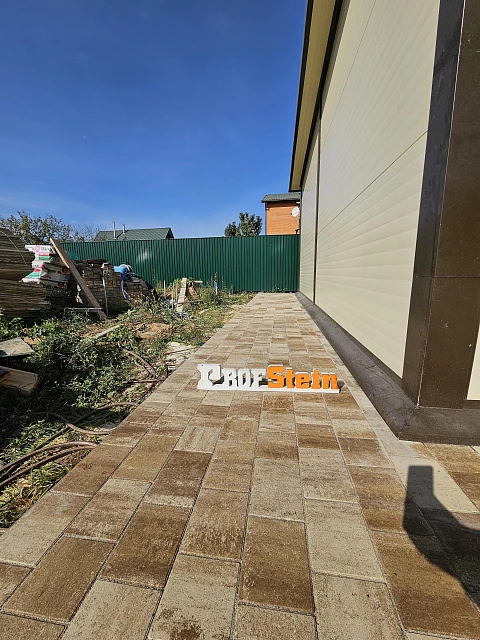 Укладка тротуарной плитки цвета Травертин от Steingot