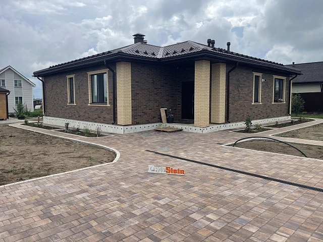 Укладка тротуарной плитки от Braer и Steingot