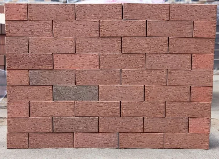 Кирпич облицовочный Готика полуторный 1.4 NF Лава ВКЗ