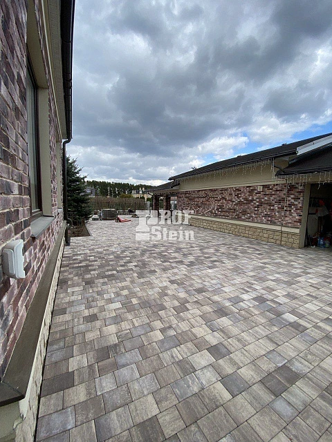 Демонтаж и монтаж новой тротуарной плитки от Steingot