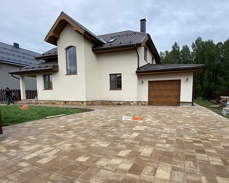 Проект Мощение тротуарной плиткой Braer цвета Миндаль 130 м2 в Богородский округ, КП Буковая аллея