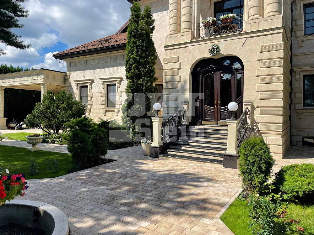 Укладка тротуарной плитки от Steingot в цвете Травертин