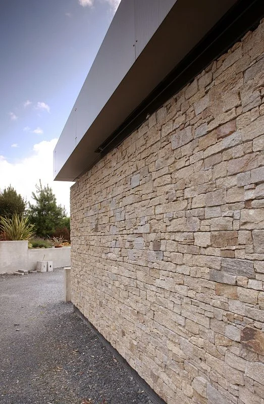 3D панель из натурального камня Кварцит Серо-коричневый Грубый камень Pharaon