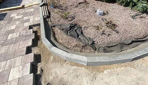 Установка тротуарного бордюра (1000х200х80 мм)