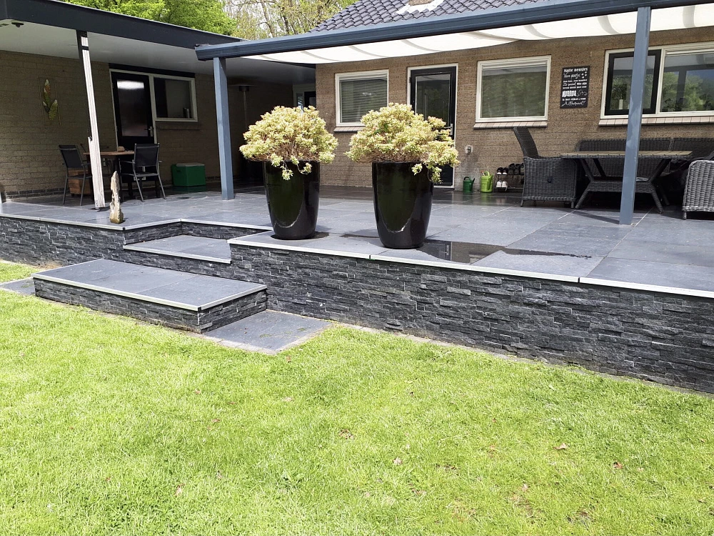 3D панель из натурального камня Кварцит Чёрный Неоклассик Pharaon