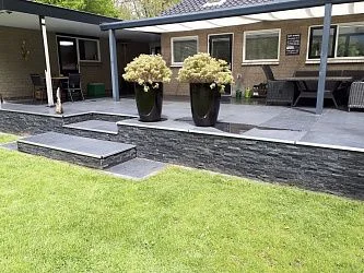 3D панель из натурального камня Кварцит Чёрный Неоклассик Pharaon