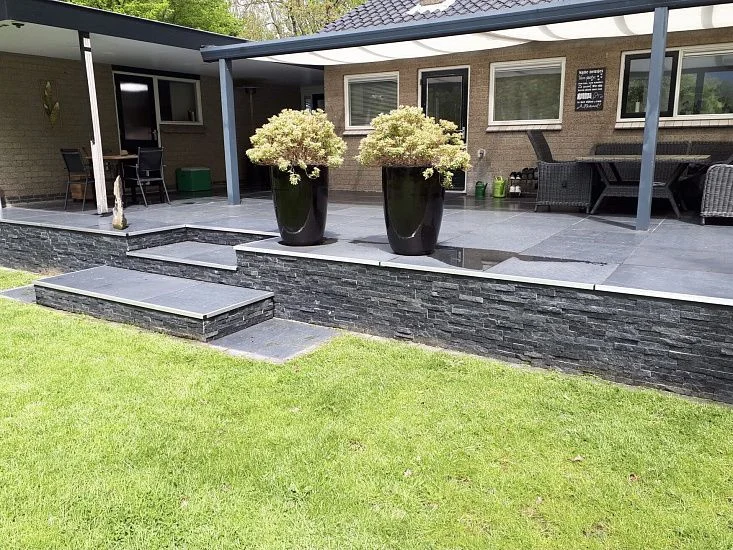 3D панель из натурального камня Кварцит Чёрный Неоклассик Pharaon