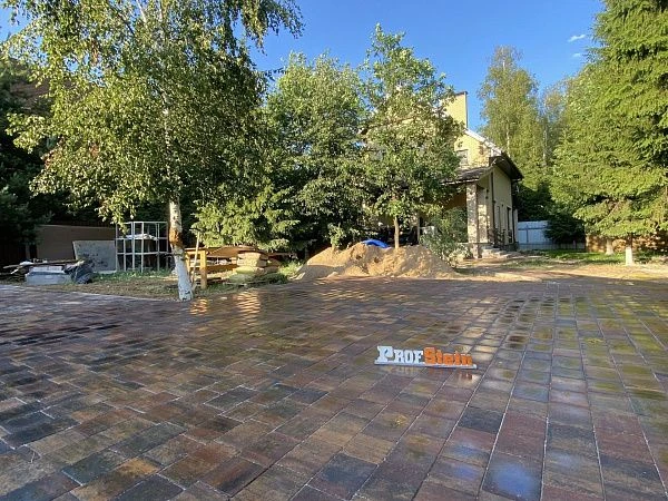 Проект Устройство парковки и дорожек из тротуарной плитки Steingot 179 м2 в г.о. Одинцово, КИЗ Зеленая Роща