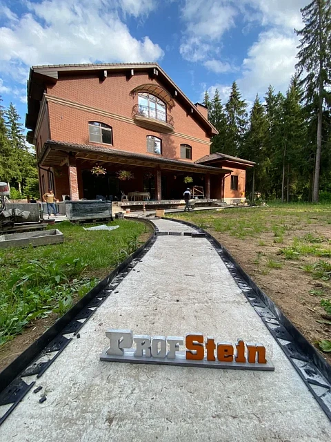 Укладка тротуарной плитки формы Паркет Эмбер