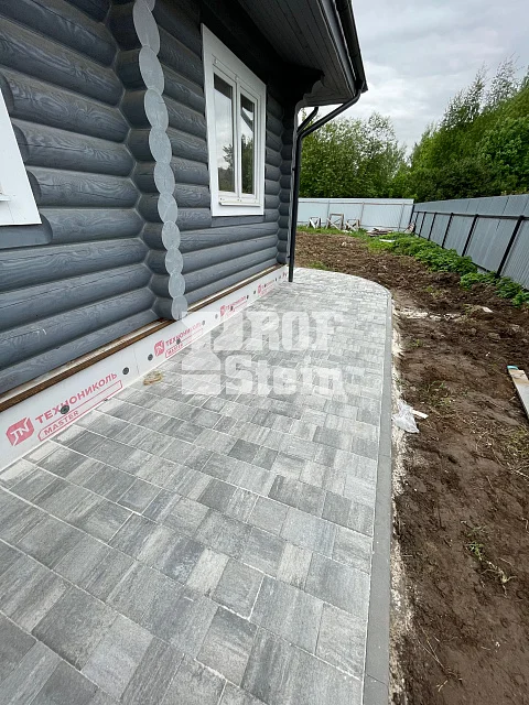 Укладка тротуарной плитки Старый город Венусбергер цвета Туман