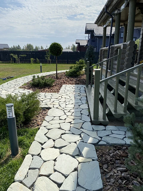 Профессиональное мощение природным камнем