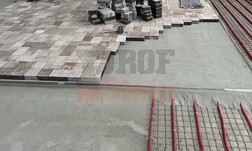 Укладка тротуарной плитки с устройством системы подогрева
