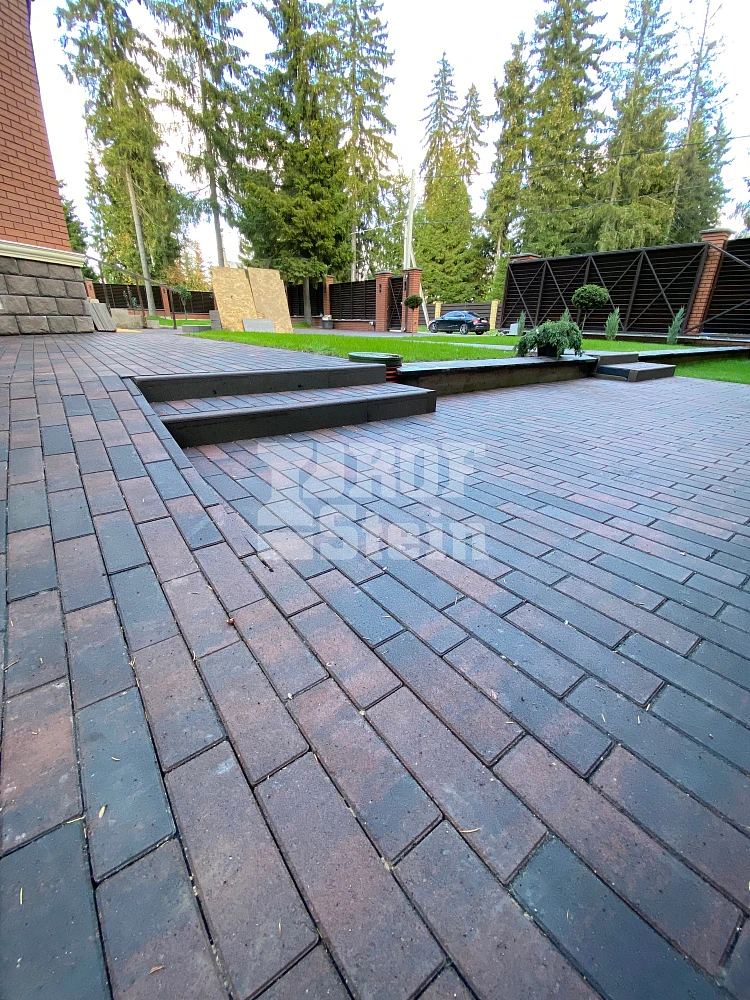 Укладка тротуарной плитки формы Паркет Эмбер