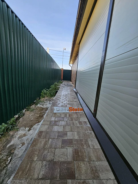 Укладка тротуарной плитки цвета Травертин от Steingot