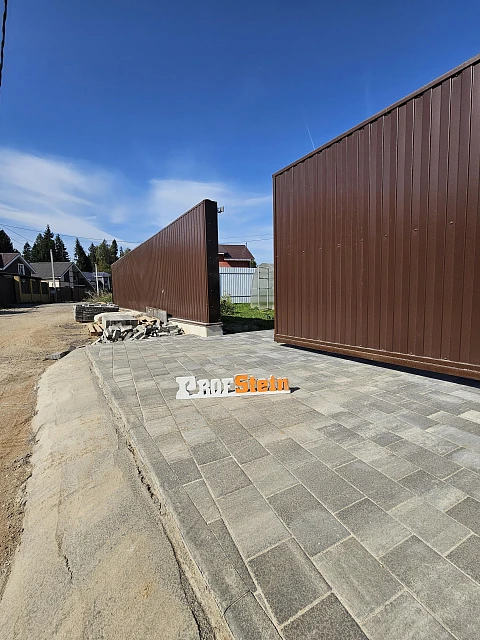 Укладка брусчатки от Steingot в цвете Штайн Блэк