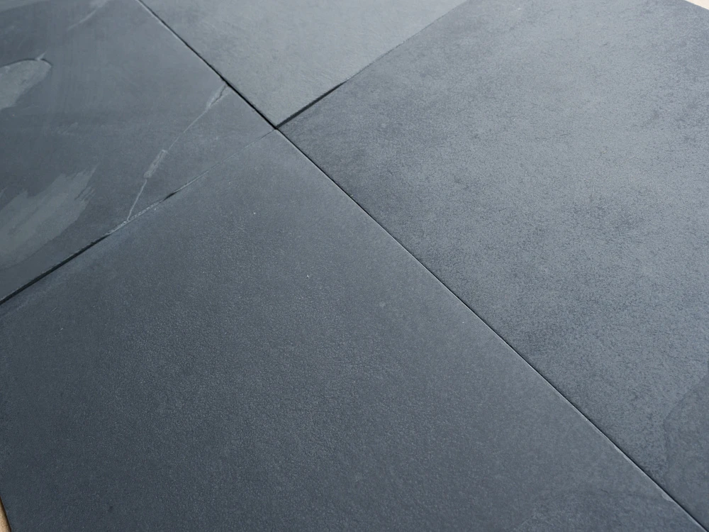 Плитка Черный сланец (браш) 600х600 Pharaon