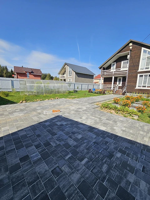 Укладка брусчатки от Steingot в цвете Штайн Блэк