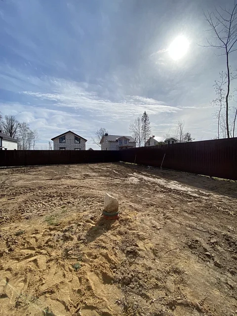 Устройство посевного газона и мощение брусчаткой Штайн Ферро