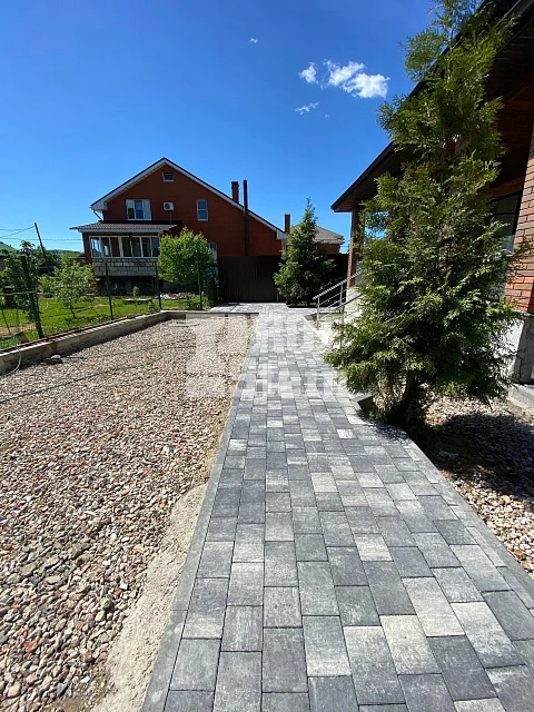 Демонтаж / укладка брусчатки, устройство дренажа и озеленение участка