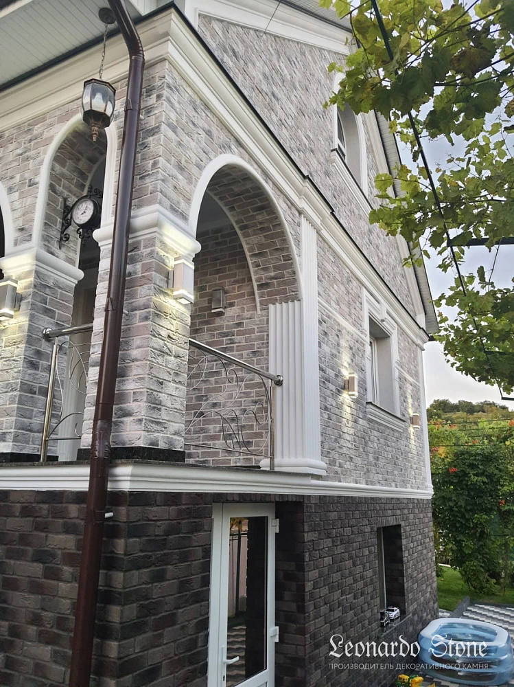 Декоративный кирпич Дижон 464 Леонардо Стоун