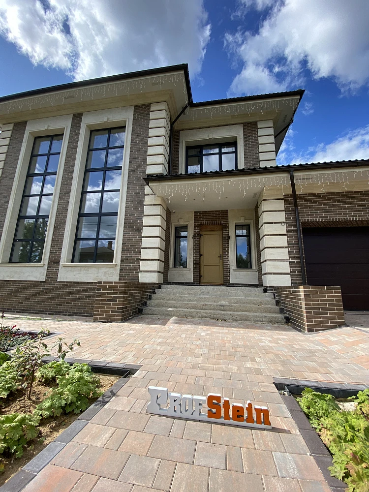 Укладка брусчатки Старый город Венусбергер и Ландхаус