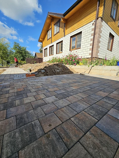 Укладка брусчатки Steingot с подготовкой бетонного основания