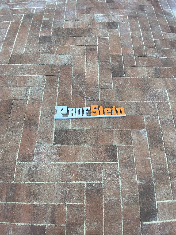 Укладка брусчатки с подготовкой основания и озеленение участка