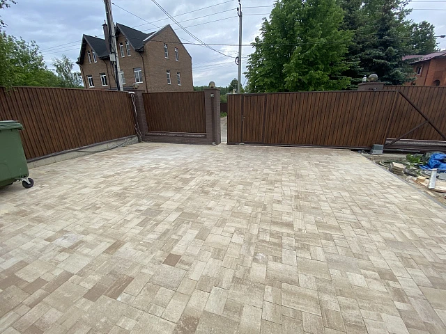 Укладка тротуарной плитки Бавария Травертин