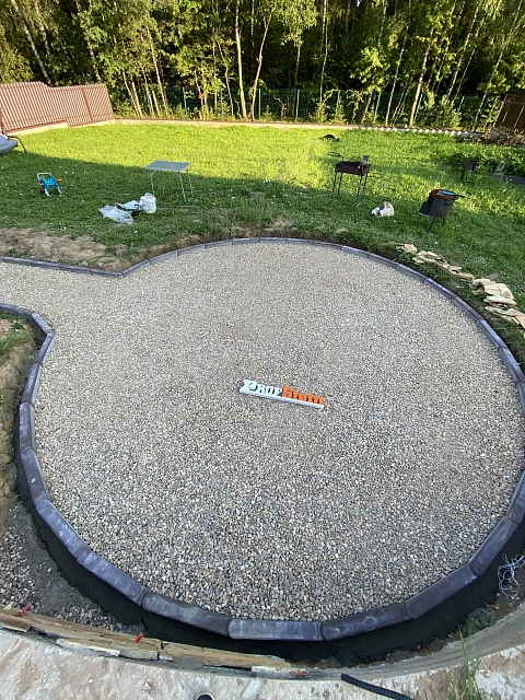 Мощение тротуарной плиткой Braer цвета Миндаль