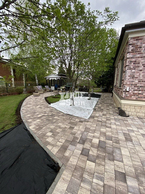 Демонтаж и монтаж новой тротуарной плитки от Steingot