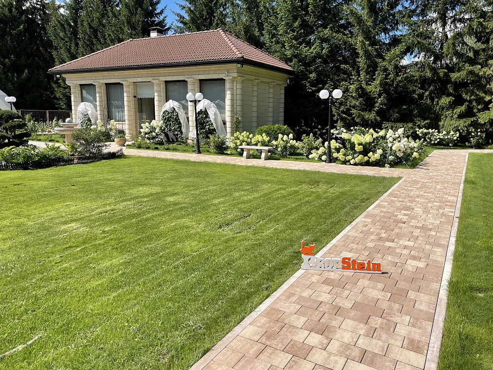 Укладка тротуарной плитки от Steingot в цвете Травертин