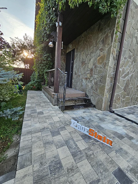 Укладка тротуарной плитки Новый город Штайн Сильвер