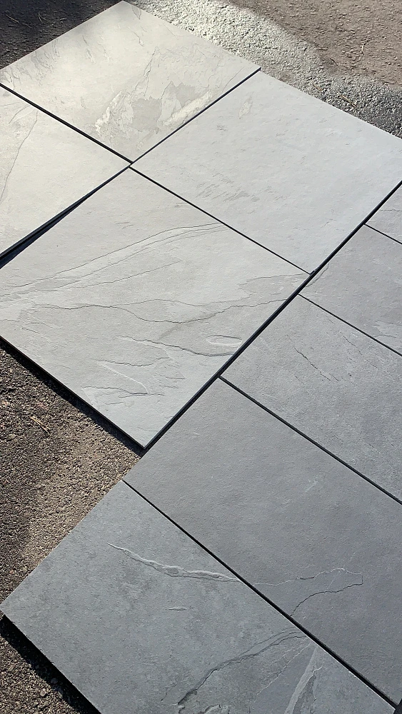 Плитка Черный сланец (натуральный скол) 600х600 Pharaon