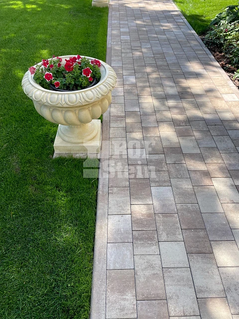 Укладка тротуарной плитки от Steingot в цвете Травертин