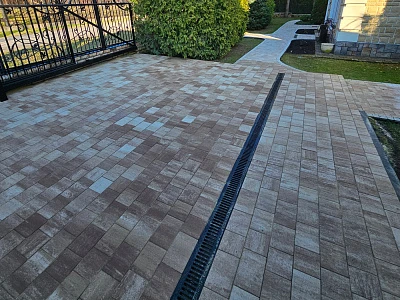 Монтаж линейной системы (лотки)