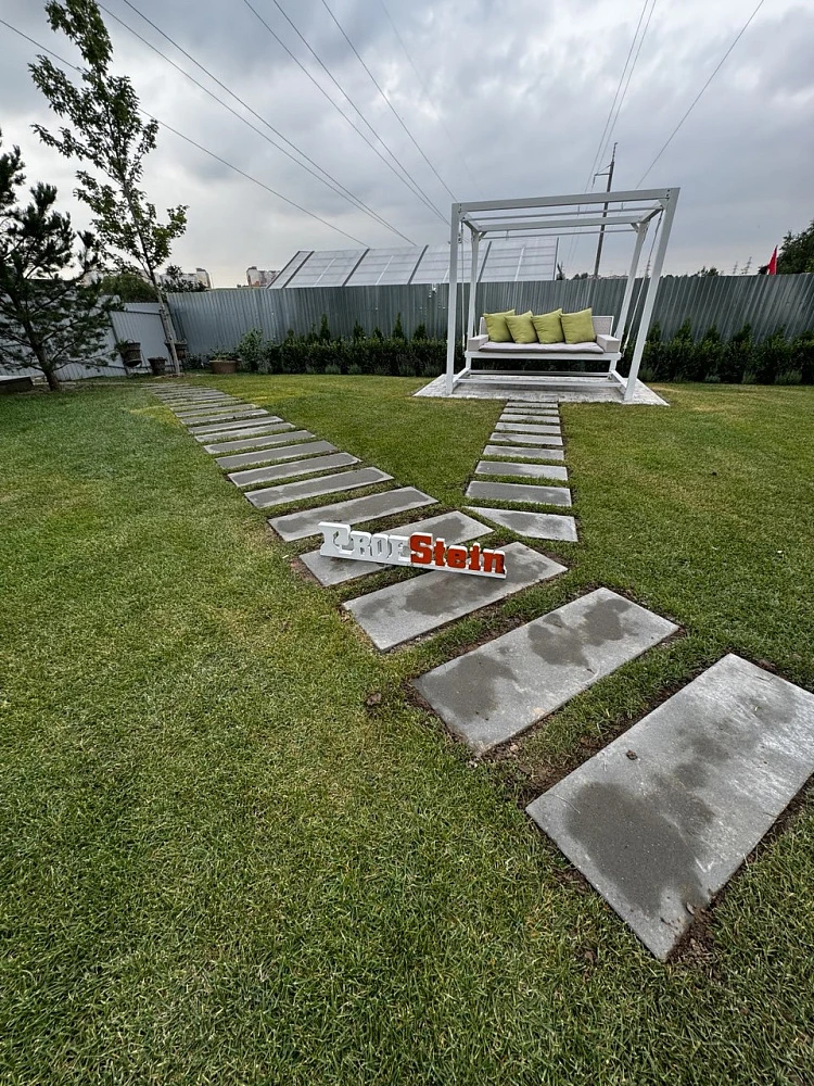 Укладка пошаговых плит и брусчатки от Steingot