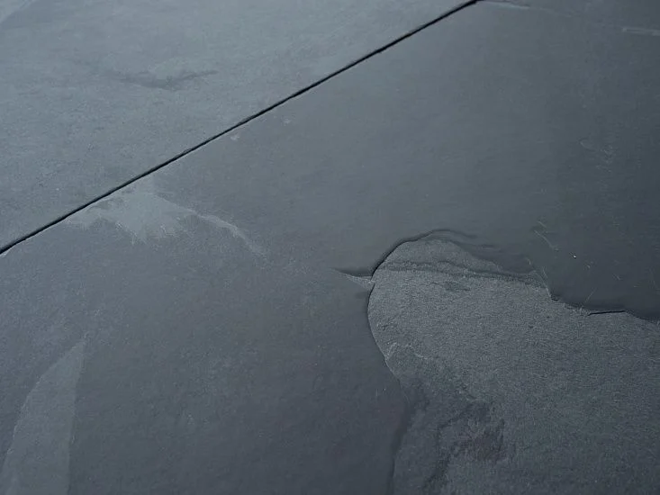 Плитка Черный сланец (браш) 600х300 Pharaon