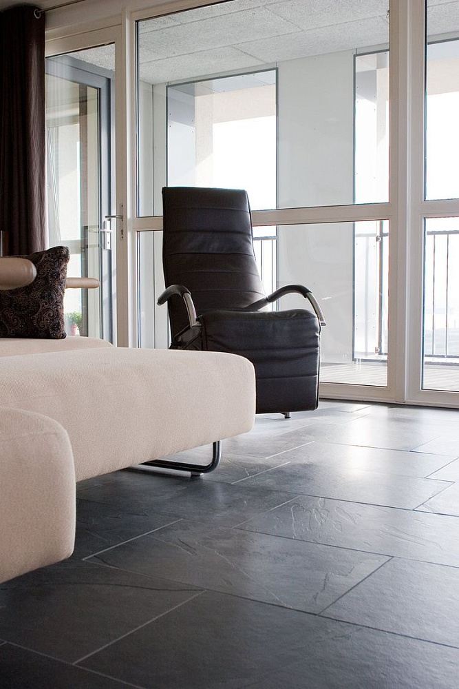 Плитка Черный сланец (браш) 600х600 Pharaon