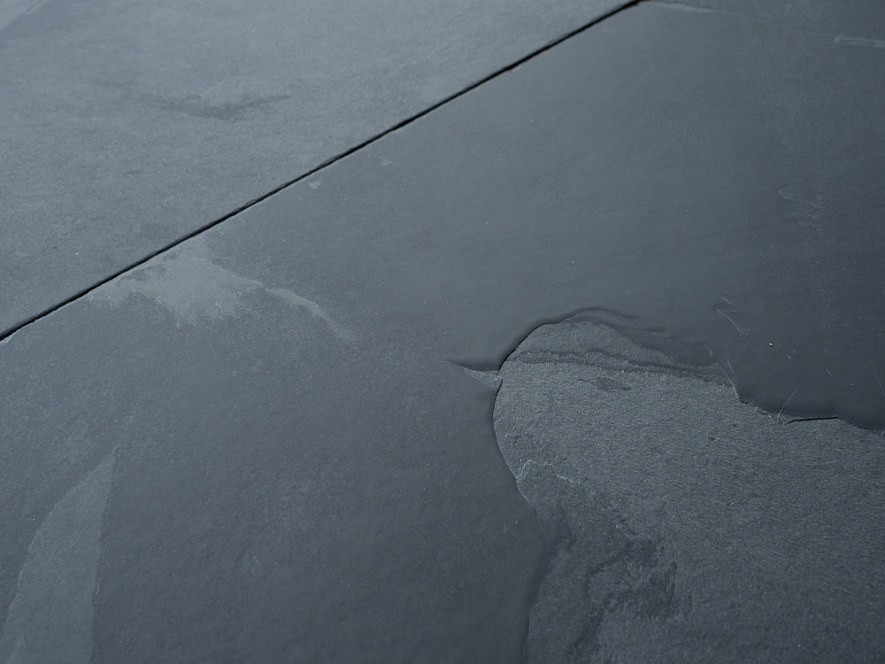 Плитка Черный сланец (браш) 600х300 Pharaon